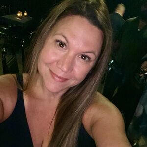 Meet your Posher, Alexis